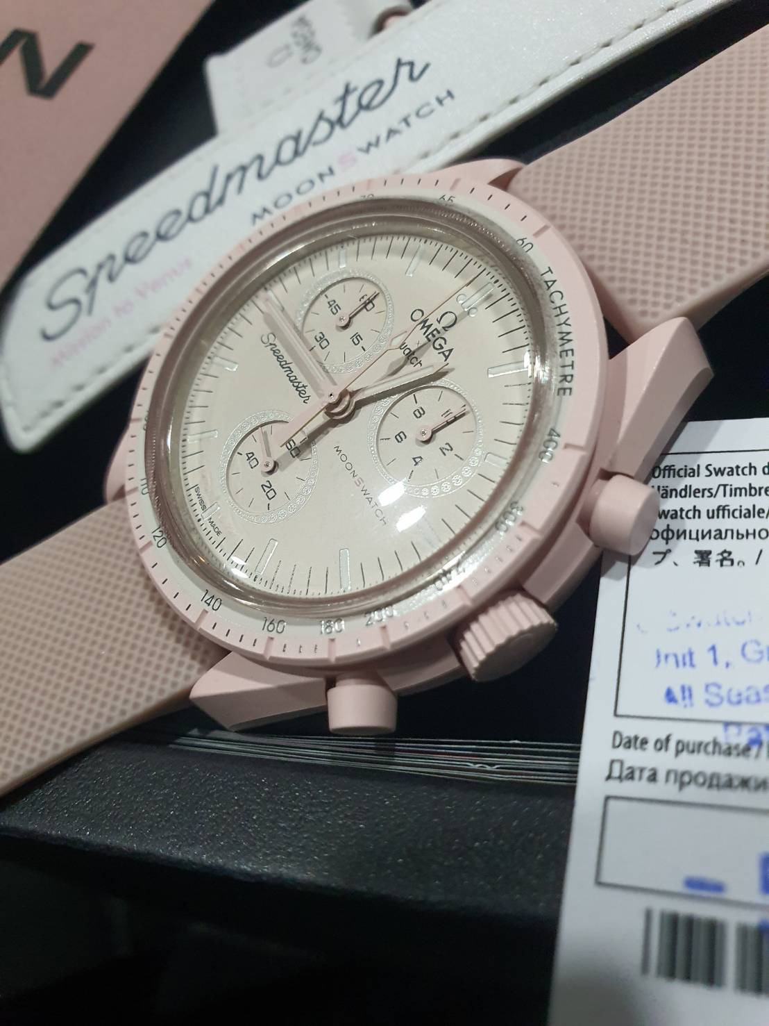 นาฬิกา Moon Swatch สีชมพู mission to Venus