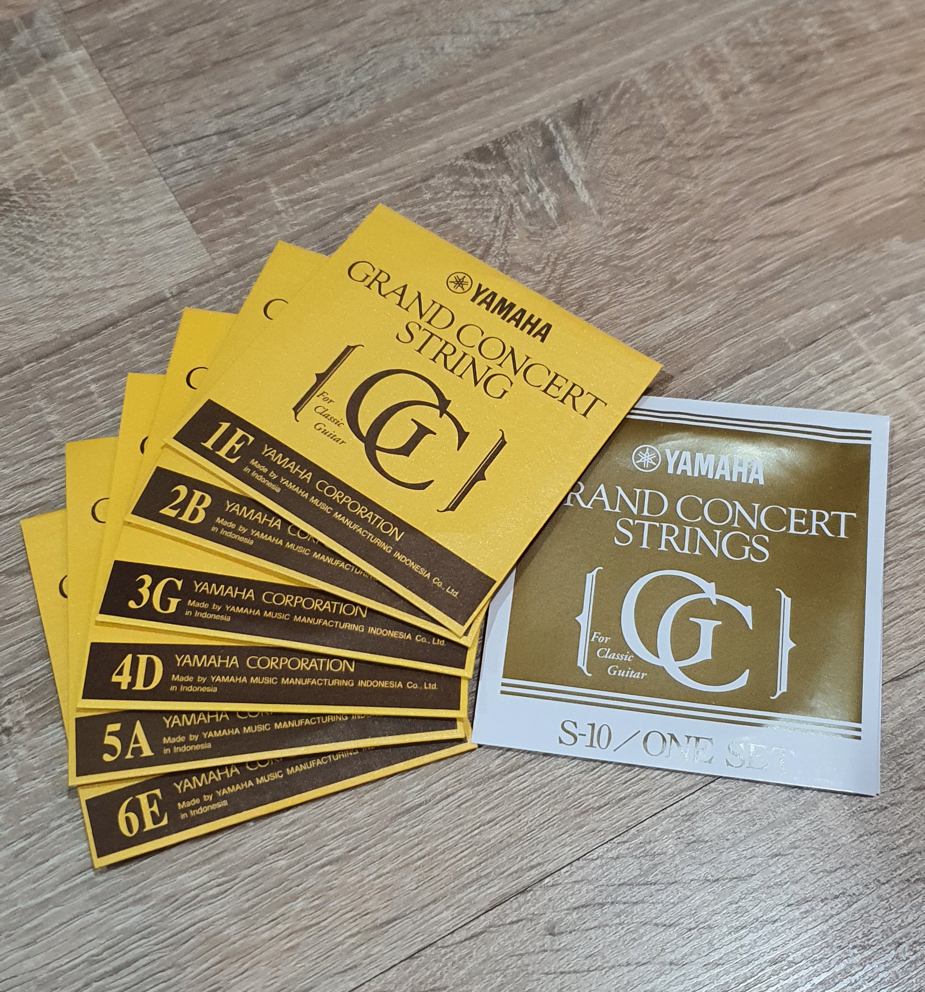 สายกีต้าร์ คลาสสิค Yamaha Grand Concert