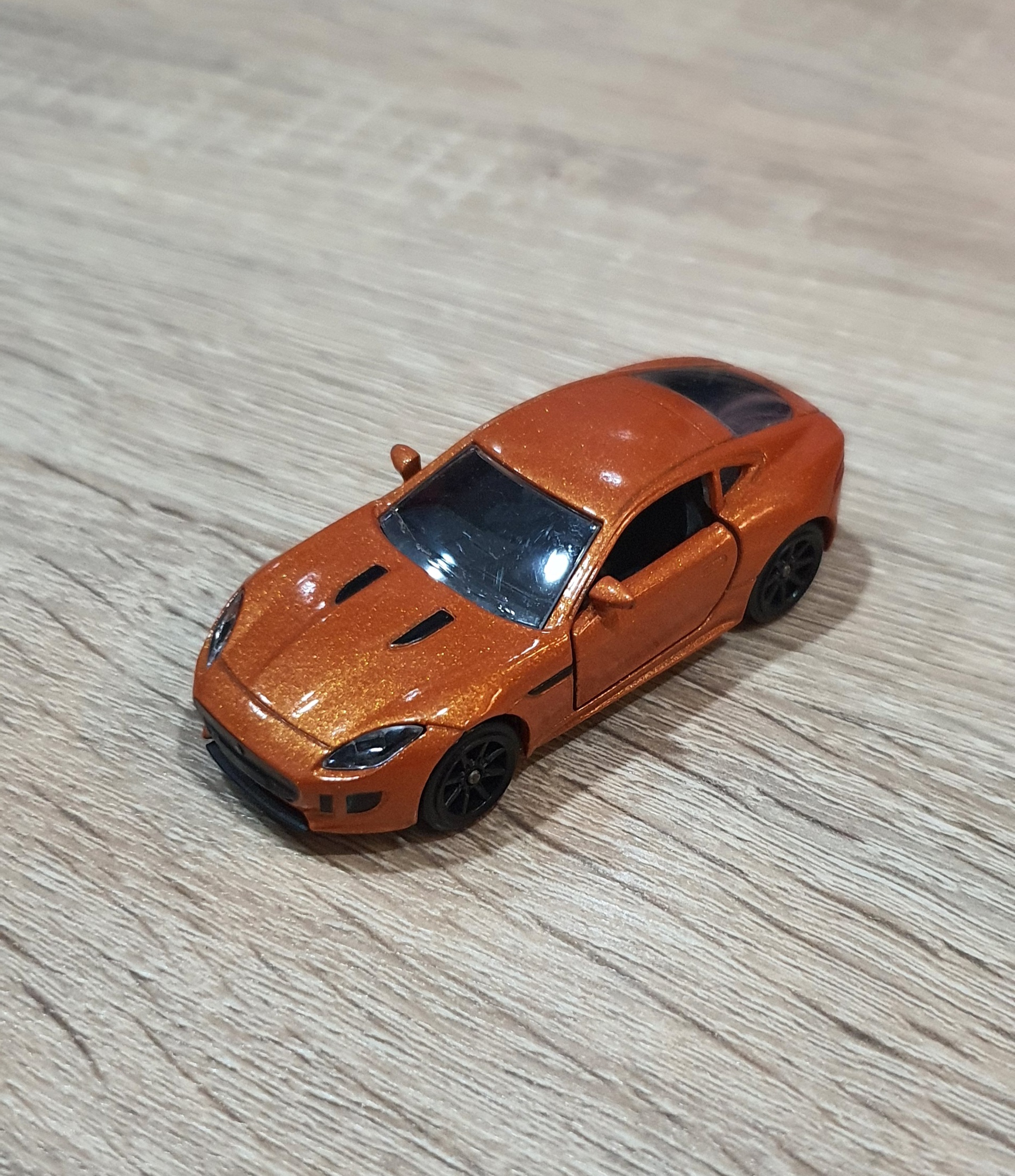 รถเหล็ก Majorette จากัวร์ F-type