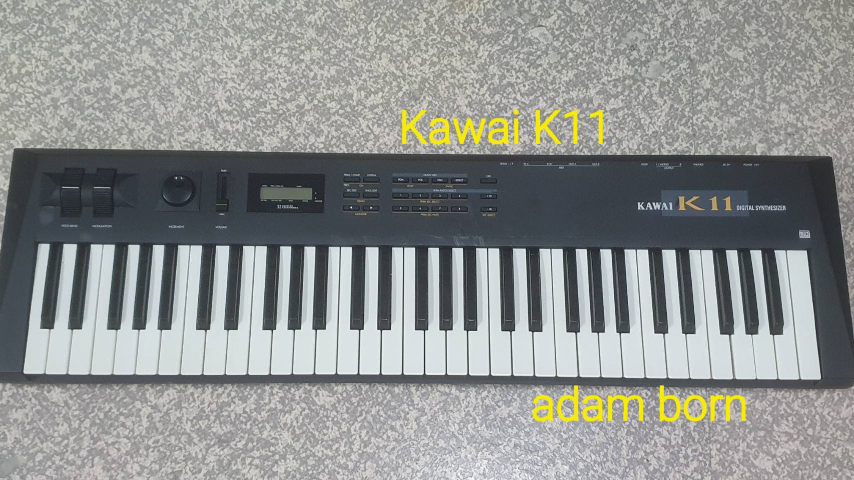 **ขายครับ! Kawai K11 สภาพดี ใช้งานปรกติ มี adapter ให้ครับ *